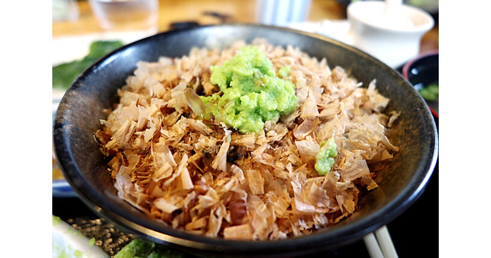 西伊豆わさび丼 おかかご飯におろしたてをたっぷりと Nikkei Style 西伊豆わさび丼 おかかご飯におろしたてをたっぷりと Nikkei Style