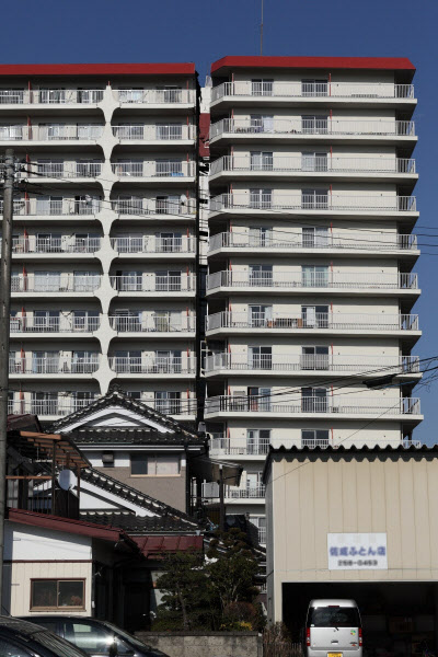 杭を補修していたのに傾いたマンション 日本経済新聞 杭を補修していたのに傾いたマンション 日本経済新聞