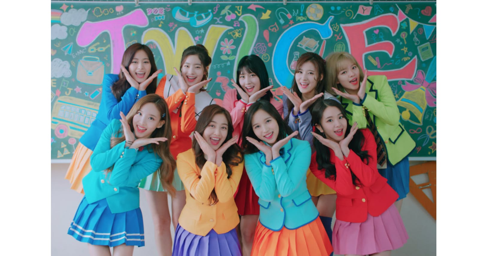 Twice 10代女子に圧倒的人気 ワイモバイルcm3位 Nikkei Style Twice 10代女子に圧倒的人気 ワイモバイルcm3位 Nikkei Style