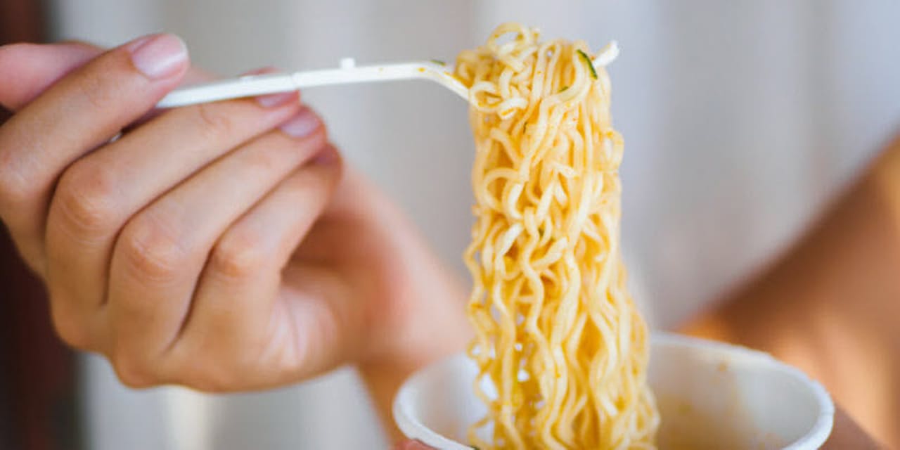 カップ麺などの 超加工食品 がんのリスク高めるか Nikkei Style