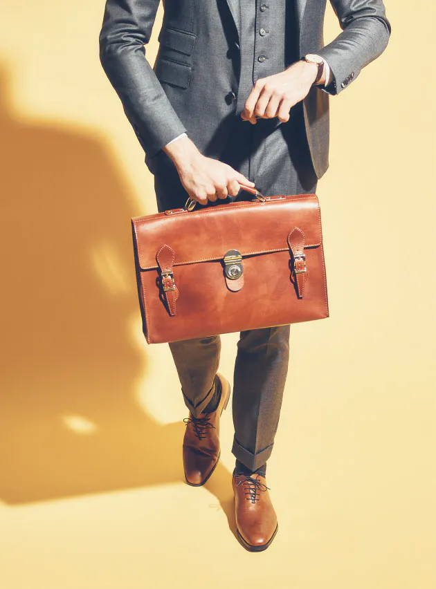 靴 バッグは黒と茶で攻めろ スーツに映える男の品格 Nikkei Style