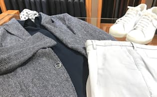 メッシュでハリ感のあるジャケットやスニーカーを合わせた清潔感のある装い