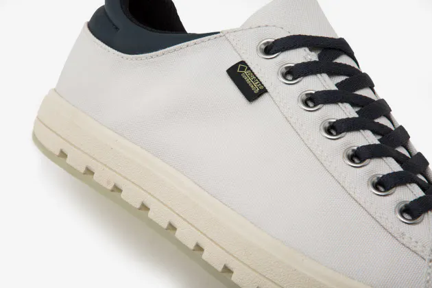 防水なのに軽快デザイン 梅雨に履きたいスニーカー Nikkei Style 防水なのに軽快デザイン 梅雨に履きたいスニーカー Nikkei Style