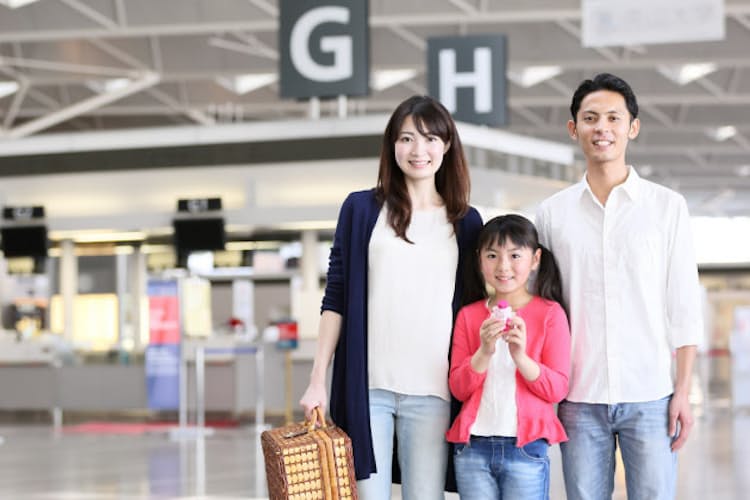 家族駆けつけで10万円も 海外旅行保険の入り方 Nikkei Style 家族駆けつけで10万円も 海外旅行保険の入り方 Nikkei Style