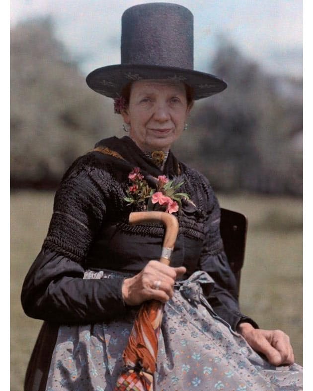 帽子はもっとおしゃれだった 100年前の民族衣装 Nikkei Style 帽子はもっとおしゃれだった 100年前の民族衣装 Nikkei Style