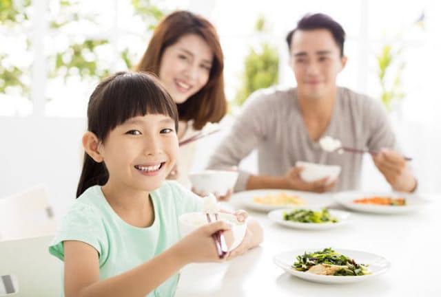 ご飯や麺などの糖質を食べるときは、ビタミンB1を含む豚肉、大豆などを一緒にとろう。写真はイメージ＝(c)wang Tom-123RF