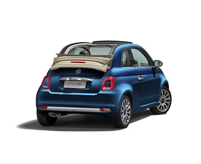 Fcaジャパン 限定車 Fiat 500 500c Zaffiro を発売 日本経済新聞 Fcaジャパン 限定車 Fiat 500 500c Zaffiro を発売 日本経済新聞