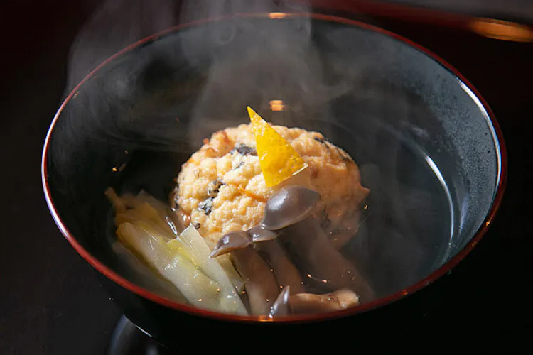 野菜は実家から 名店の技で創作和食 東京 自由が丘 Nikkei Style 野菜は実家から 名店の技で創作和食 東京 自由が丘 Nikkei Style