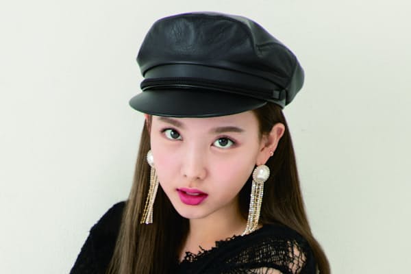 Twice ジヒョ エネルギーを与え続ける存在に Nikkei Style Twice ジヒョ エネルギーを与え続ける存在に Nikkei Style