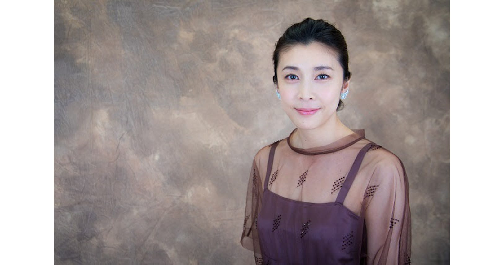 竹内結子 猫と向き合って学んだ人との距離感 Nikkei Style 竹内結子 猫と向き合って学んだ人との距離感 Nikkei Style