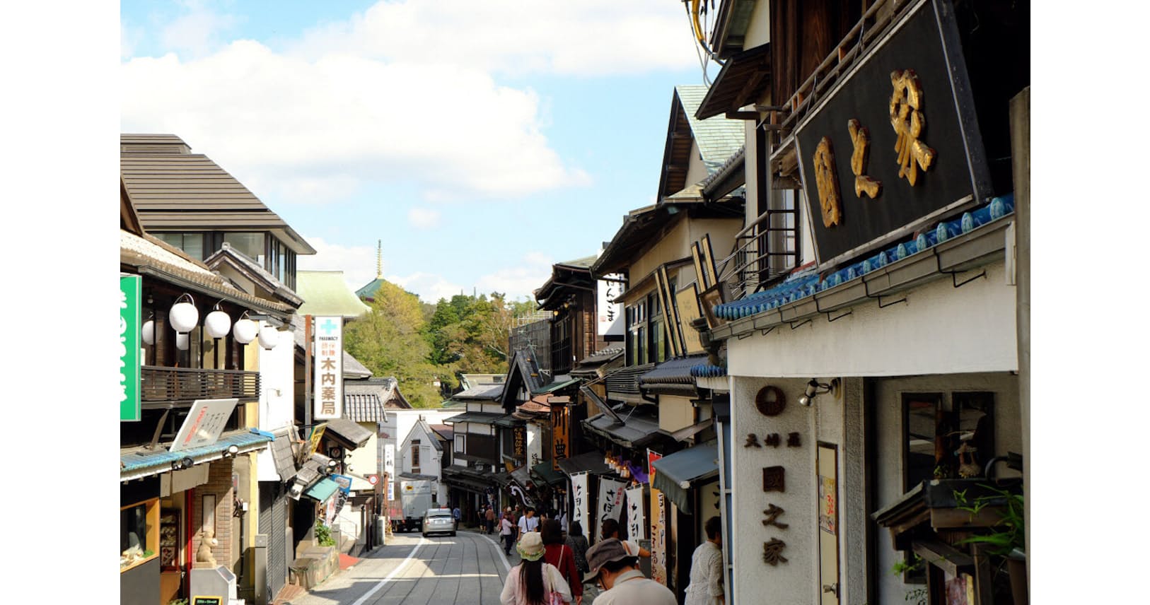 外国人が最初に出合う日本 成田のレトロな小宇宙 Nikkei Style 外国人が最初に出合う日本 成田のレトロな小宇宙 Nikkei Style