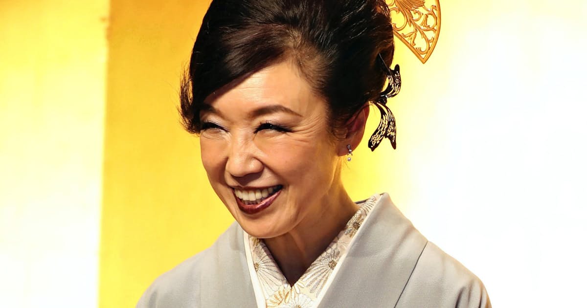 菊池寛賞に松任谷由実さん 歌は 短編小説のつもり 日本経済新聞 菊池寛賞に松任谷由実さん 歌は 短編小説のつもり 日本経済新聞