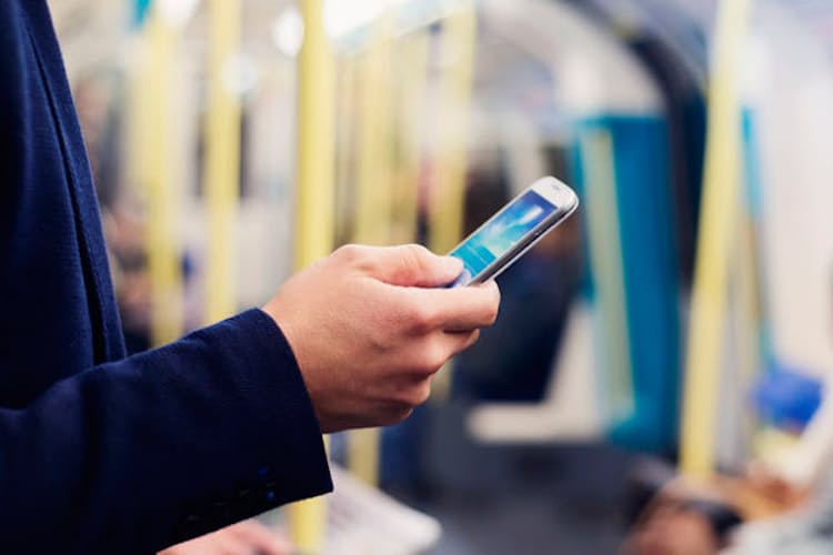 ブルーライトの目への影響 結局のところどうなのか Nikkei Style