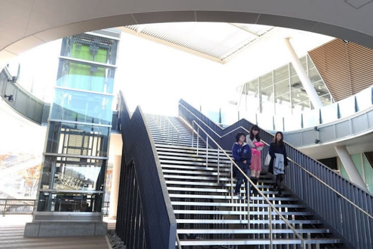 英語よりも大切な 話題 と 笑い の在庫 Nikkei Style 英語よりも大切な 話題 と 笑い の在庫 Nikkei Style