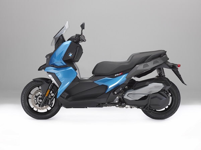 Bmwj ミドルサイズ スクーター 新型bmw C 400 X Gt を発表 日本経済新聞