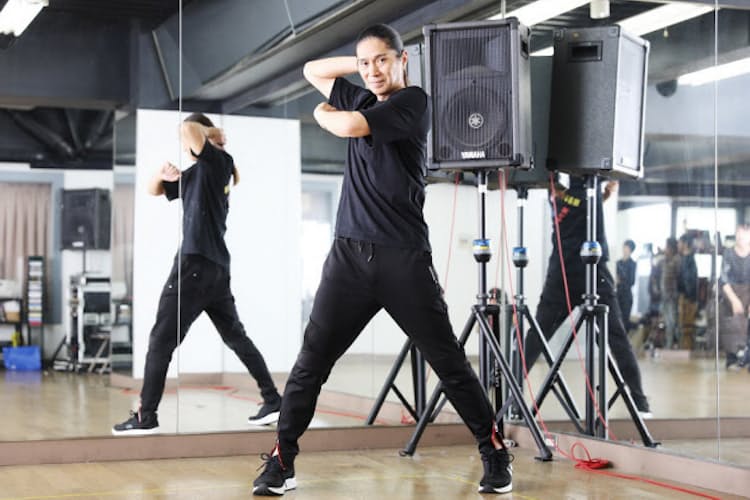 Trf Samさん 57歳でキレのあるダンスができる秘密 Nikkei Style Trf Samさん 57歳でキレのあるダンスができる秘密 Nikkei Style