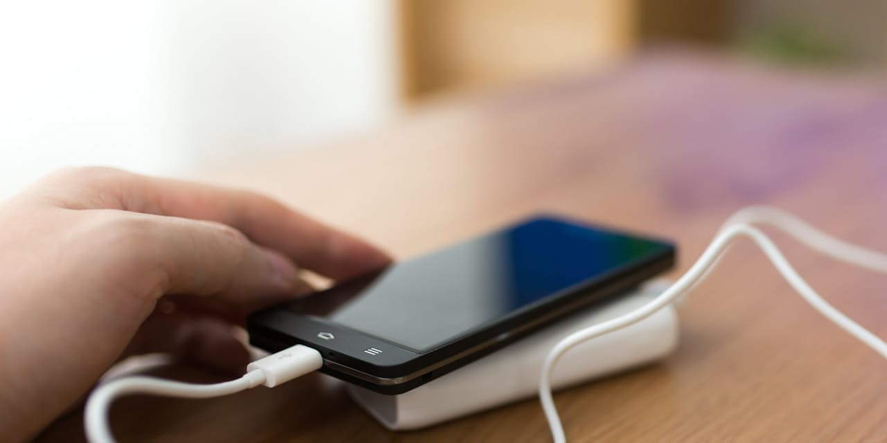 スマホの充電 急速対応 のはずなのに遅いワケ Nikkei Style スマホの充電 急速対応 のはずなのに遅いワケ Nikkei Style