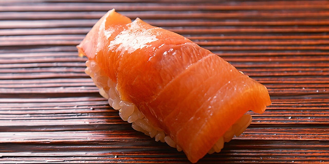 熟成ブーム 肉の次はすし 50日寝かせたカジキの味 Nikkei Style 熟成ブーム 肉の次はすし 50日寝かせたカジキの味 Nikkei Style