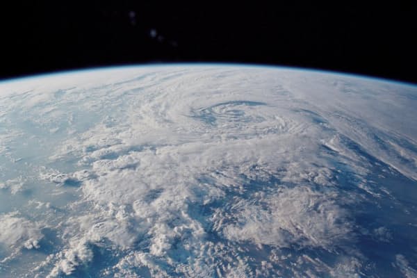 シベリアにまた謎のクレーターが出現 過去最大級 Nikkei Style シベリアにまた謎のクレーターが出現 過去最大級 Nikkei Style