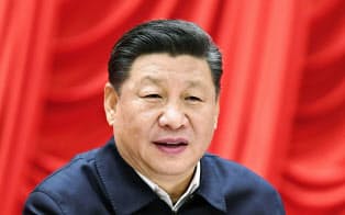 中国の中央、地方の政府幹部を集めた会議で演説する習近平国家主席(1月21日、北京)=新華社・共同 中国の中央、地方の政府幹部を集めた会議で演説する習近平国家主席(1月21日、北京)=新華社・共同