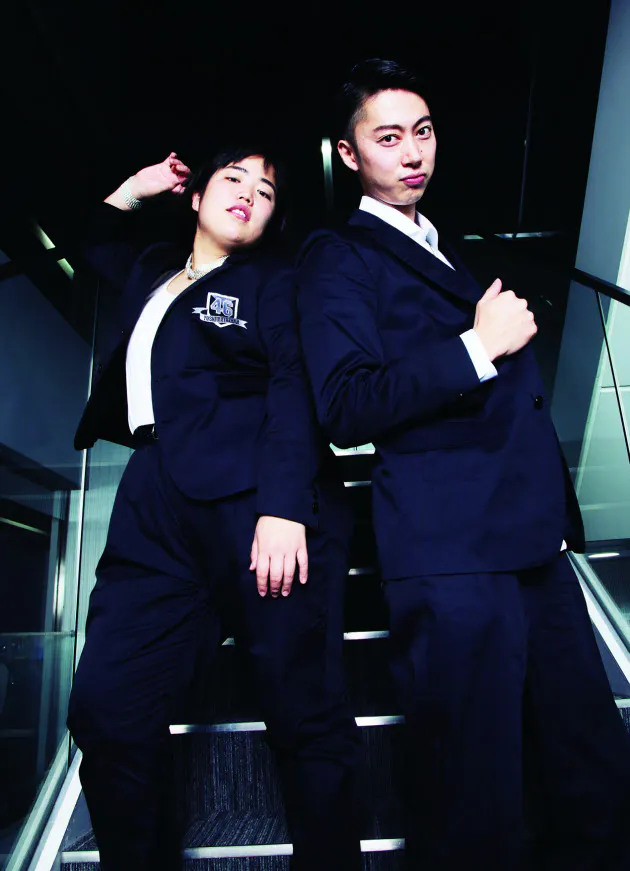 お笑い アイドルの吉本坂46 つらいことも全部ネタに Nikkei Style お笑い アイドルの吉本坂46 つらいことも全部ネタに Nikkei Style