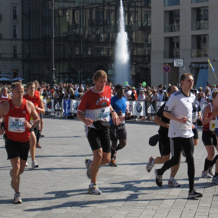 走ってみよう 時間の流れ方が変わるから 日本経済新聞