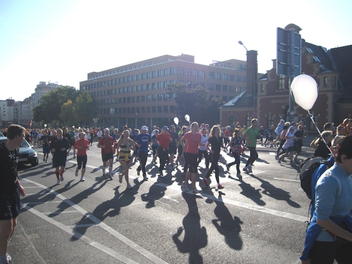 走ってみよう 時間の流れ方が変わるから 日本経済新聞