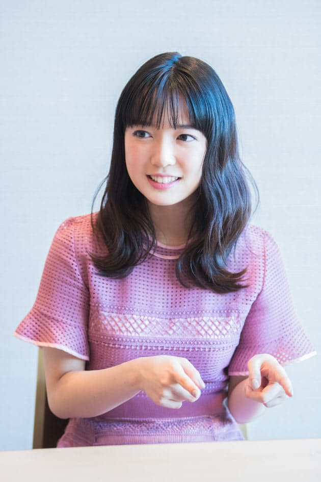 上白石萌音 友達にもらったノートは心の栄養剤 Nikkei Style 上白石萌音 友達にもらったノートは心の栄養剤 Nikkei Style