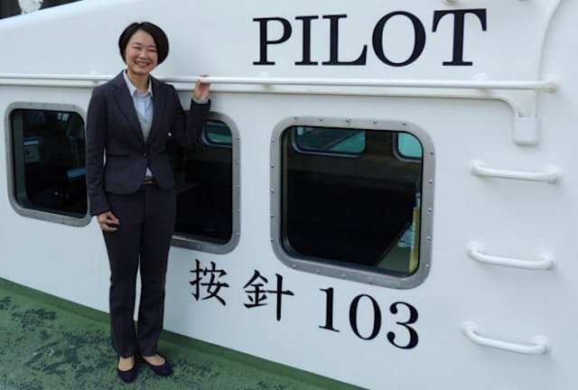女性国内第1号の水先人である西川明那さんは世界屈指の難水域である東京湾を知り尽くす