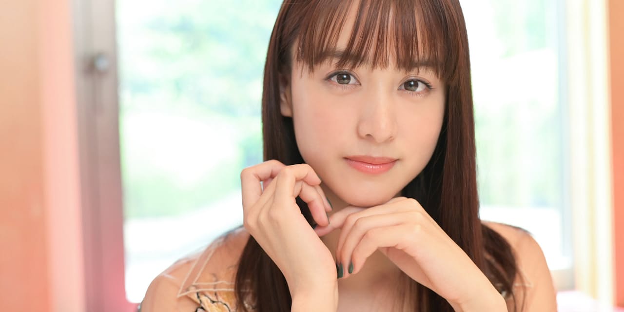山本美月 好きなアニメの世界を描いたランチクロス Nikkei Style 山本美月 好きなアニメの世界を描いたランチクロス Nikkei Style