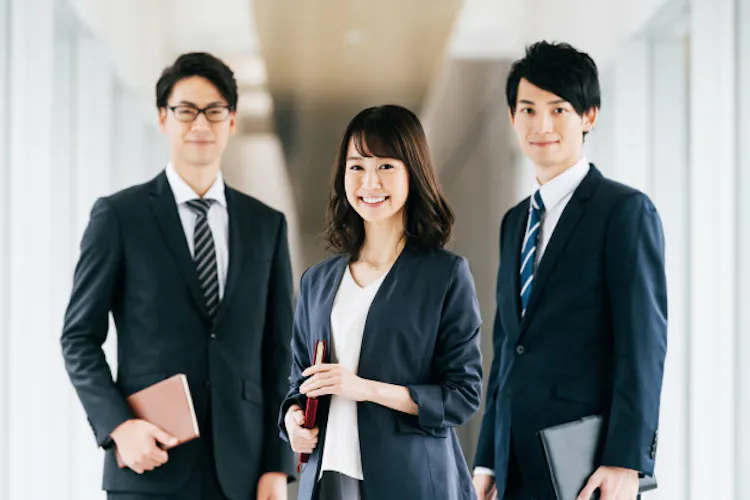 代が辞めない職場 上司は報告メールもマメに返信 Nikkei Style 代が辞めない職場 上司は報告メールもマメに返信 Nikkei Style