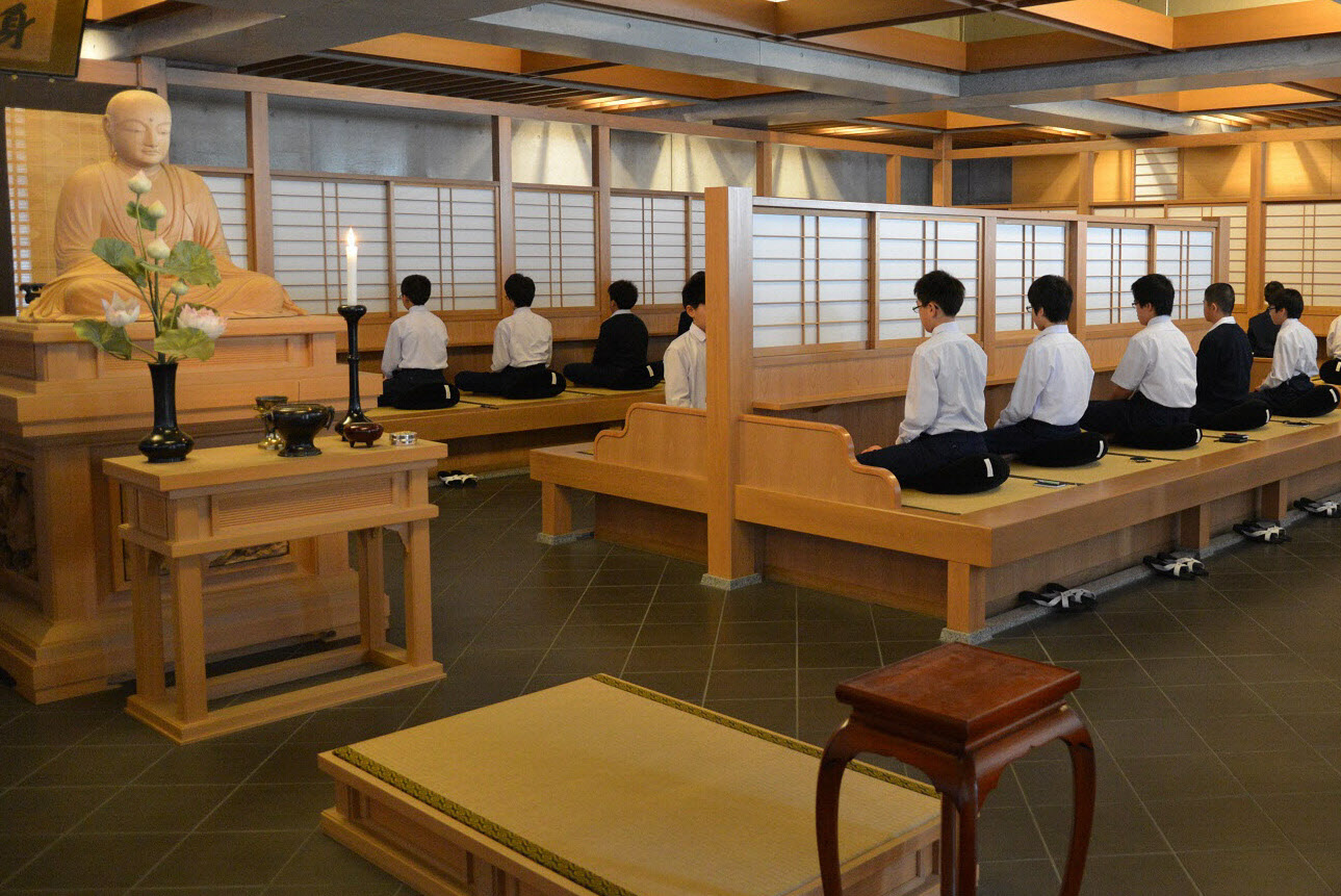 世田谷学園の「禅堂」。学校でここまで本格的な施設を備えるのは珍しい=同学園提供