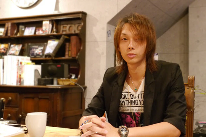 リアルと融合 ニコ動 加速 参謀が明かす舞台裏 日本経済新聞 リアルと融合 ニコ動 加速 参謀が明かす舞台裏 日本経済新聞