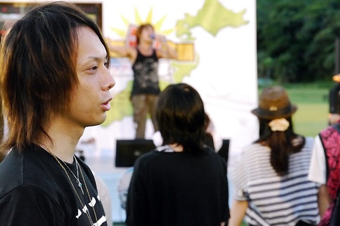 リアルと融合 ニコ動 加速 参謀が明かす舞台裏 日本経済新聞 リアルと融合 ニコ動 加速 参謀が明かす舞台裏 日本経済新聞