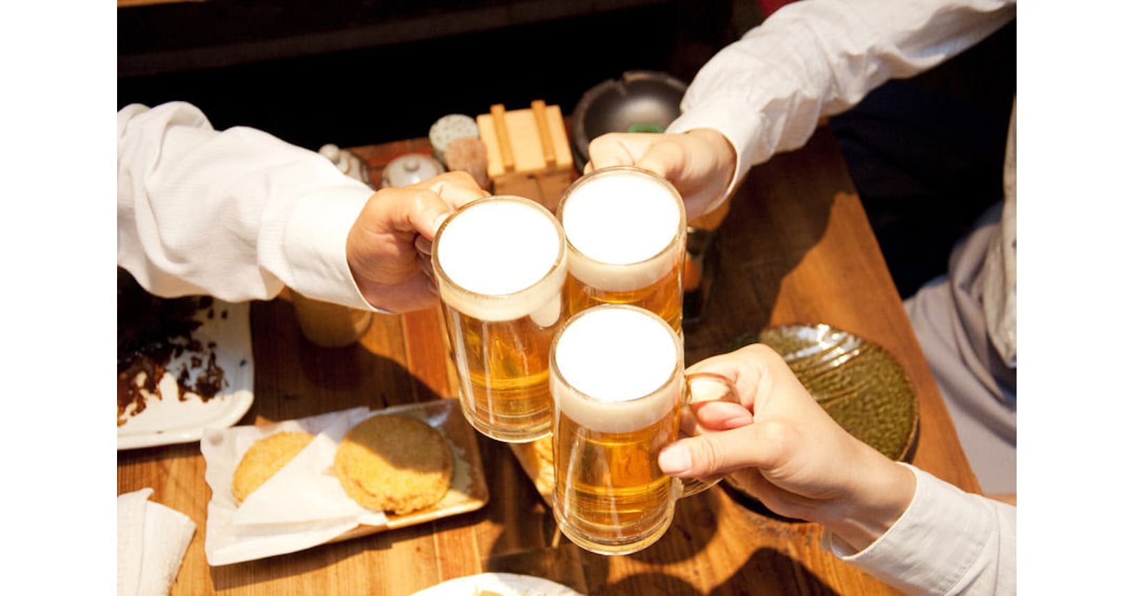 飲酒中の尿の 色の変化 は大事なサイン 飲酒中に尿の色が変わってきた これって Nikkei Style