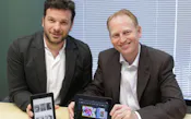 写真 米Amazon.comのラス・グランディネッティ Kindleコンテンツ事業部バイスプレジデント(写真左)とデーヴ・リンプ Kindleデバイス事業部バイスプレジデント(写真右) 撮影:陶山勉