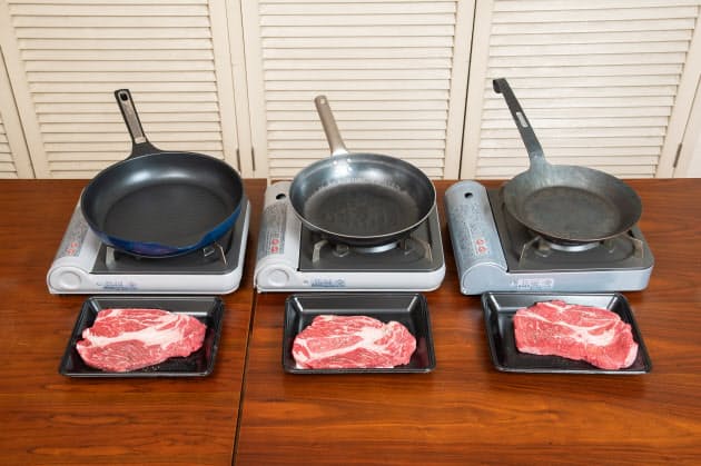 見た目と味わいが違う結果に ステーキを焼き比べ 台所番長が推すフライパン3選 Nikkei Style 見た目と味わいが違う結果に ステーキを焼き比べ 台所番長が推すフライパン3選 Nikkei Style