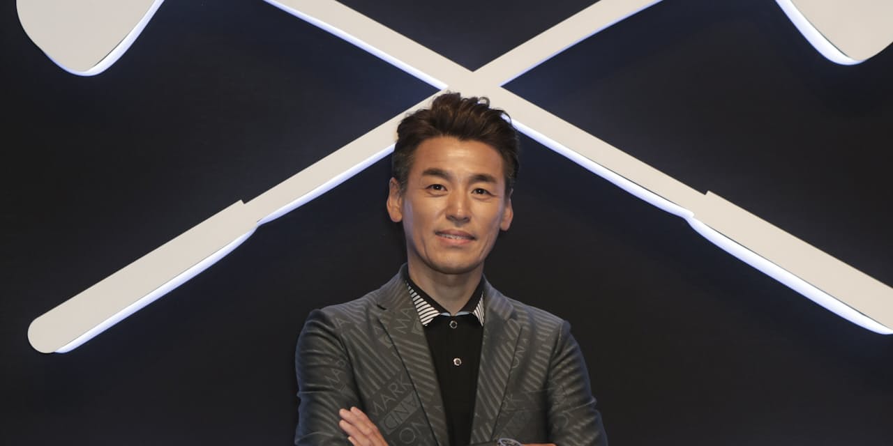 ドクロは自由の象徴 ゴルフウエアのタブーに挑戦 Nikkei Style ドクロは自由の象徴 ゴルフウエアのタブーに挑戦 Nikkei Style