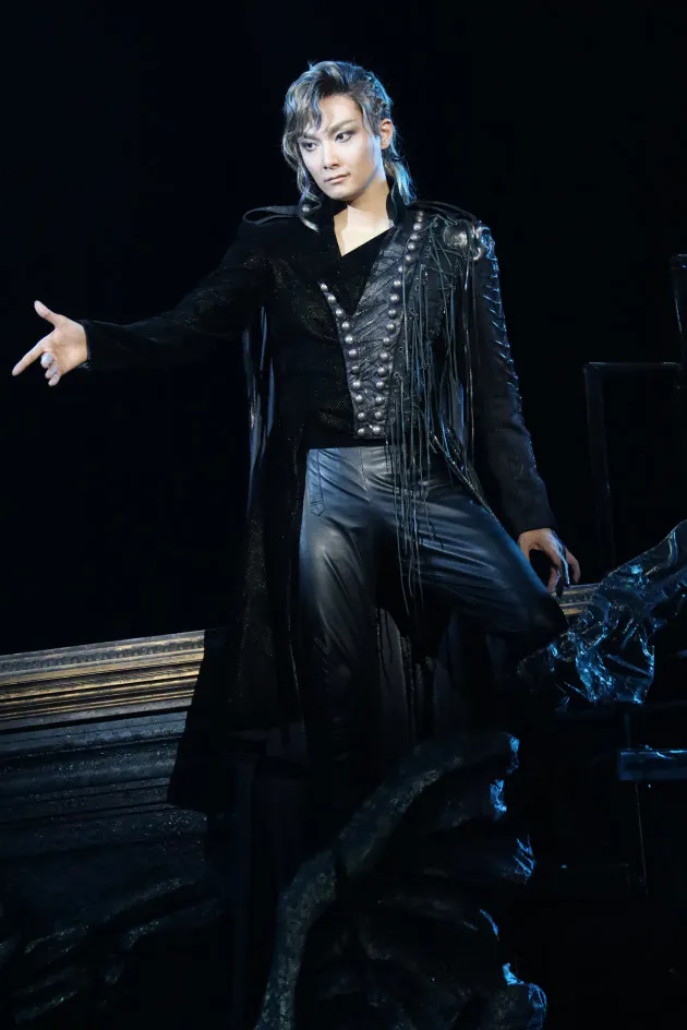 玉置浩二さんの生歌 力を抜かないすごさ 井上芳雄 Nikkei Style 玉置浩二さんの生歌 力を抜かないすごさ 井上芳雄 Nikkei Style