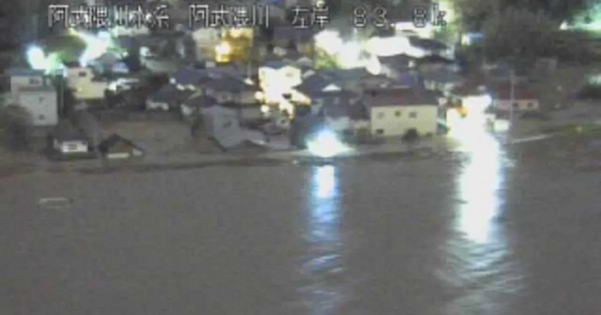 福島の阿武隈川 郡山市や須賀川市で氾濫 台風19号 日本経済新聞