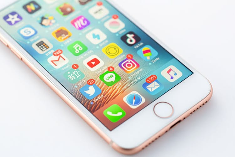 大人と子どもでこんなに違う スマホの常識 非常識 Nikkei Style 大人と子どもでこんなに違う スマホの常識 非常識 Nikkei Style