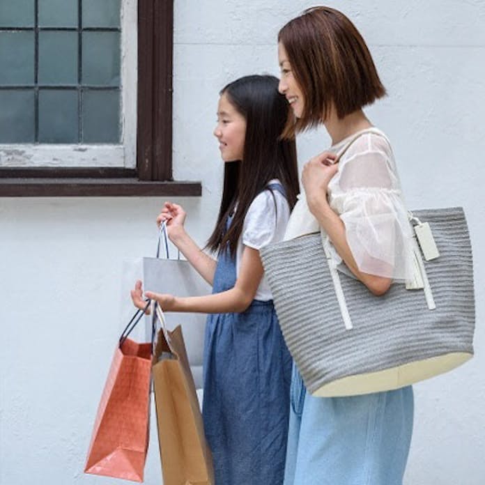 小学生 JS小学生高学年  乳首チラ 恥ずかしがる娘もOK 「友ブラ」で思春期の胸をケア - 日本経済新聞