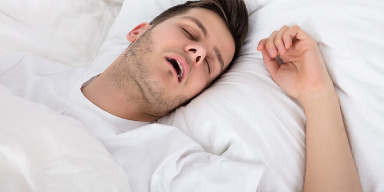 そのいびき 口呼吸が原因かも 口の筋トレのススメ Nikkei Style そのいびき 口呼吸が原因かも 口の筋トレのススメ Nikkei Style