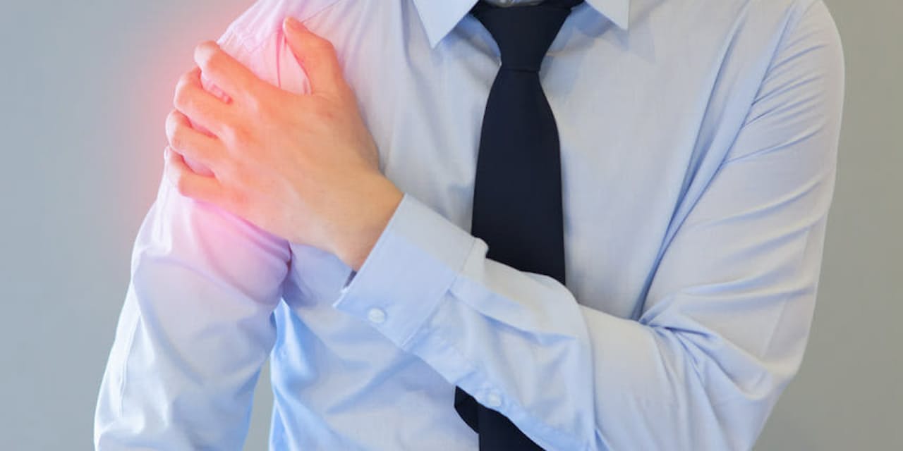疲れやストレスが招く 帯状疱疹 若いひとにも広がる Nikkei Style 疲れやストレスが招く 帯状疱疹 若いひとにも広がる Nikkei Style