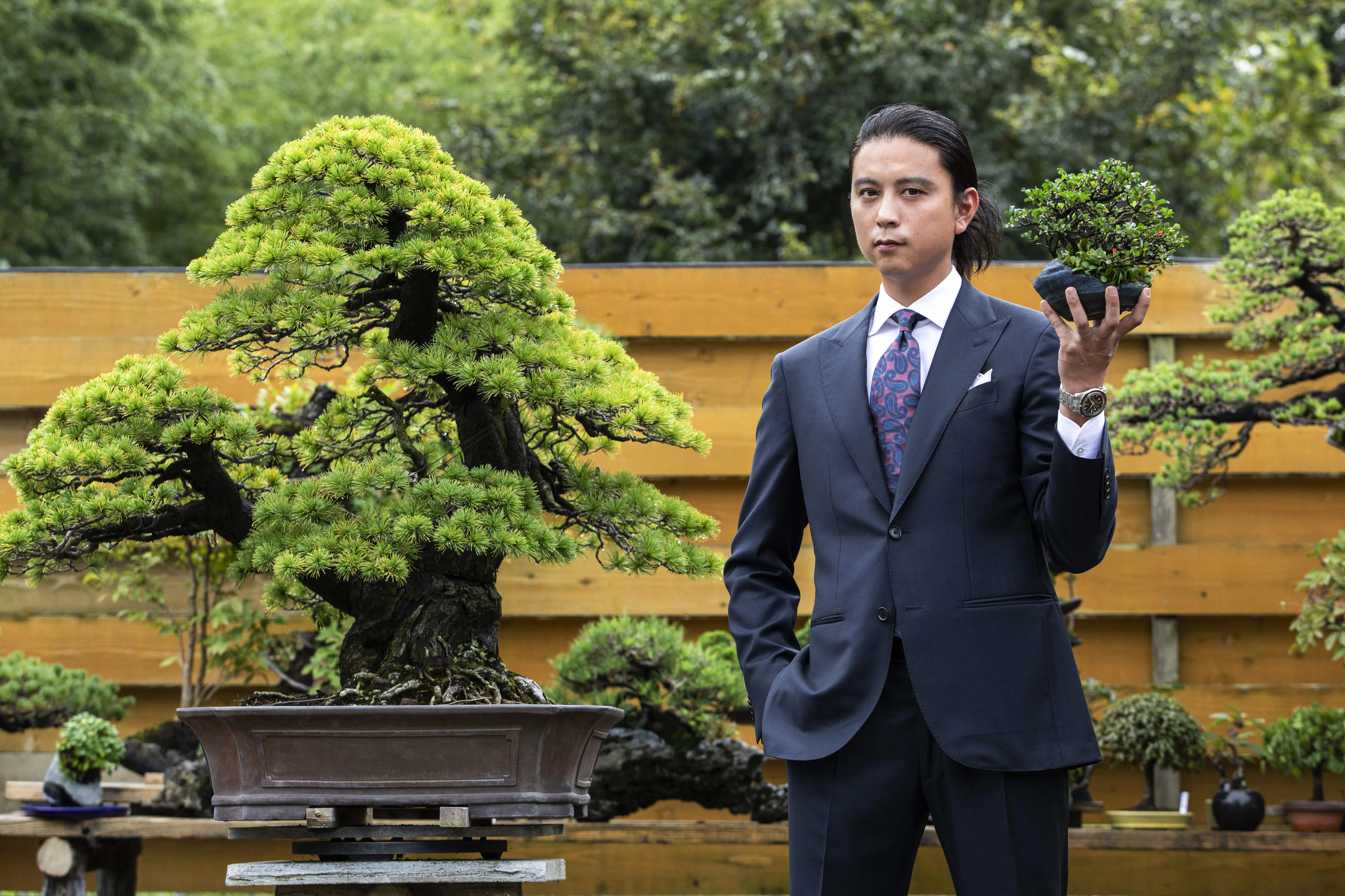 5年間の修行などをへてスペインへ 盆栽を若者にも 革新的作風とパフォーマンスで Nikkei Style 5年間の修行などをへてスペインへ 盆栽を若者にも 革新的作風とパフォーマンスで Nikkei Style