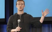 記者会見に登壇したフェイスブックのマーク・ザッカーバーグ最高経営責任者（CEO）