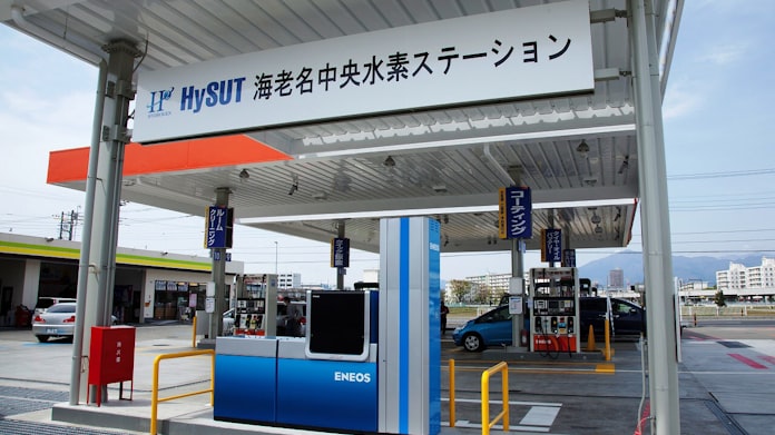 水素社会 は来るか 未来決める燃料電池車の成否 日本経済新聞