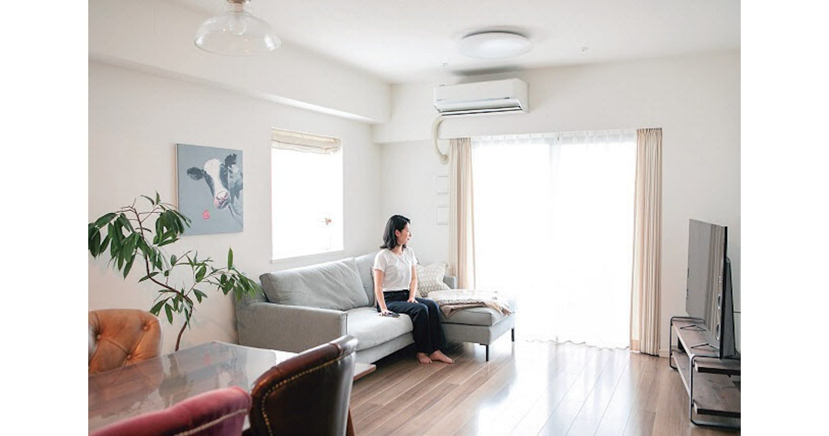 リビングは収納ゼロ 30代ミニマリストの快適生活 Nikkei Style リビングは収納ゼロ 30代ミニマリストの快適生活 Nikkei Style