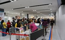地方空港を利用する中国人観光客が増えている（静岡空港）