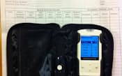 渡された「血糖値測定器」。一日に7回も血糖値を測らなければならなくなった